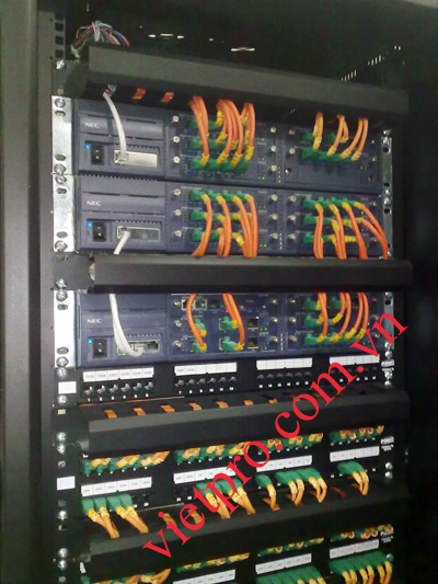 rack 2u-nec sv8100